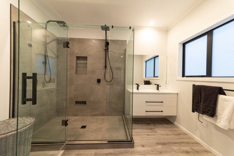 Photo of property in 5 Alayna Court, Colyton, Feilding, 4775