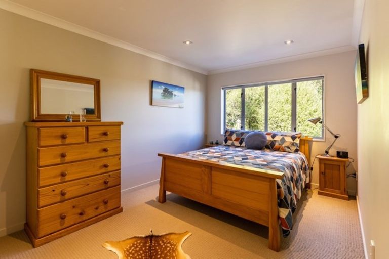 Photo of property in 27 Malvern Avenue, Atawhai, Nelson, 7010