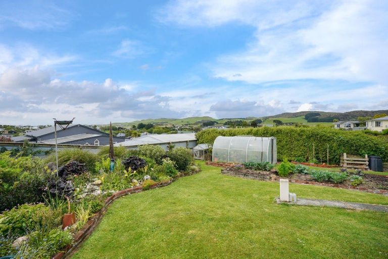 Photo of property in 23 Osborne Street, Riverton/aparima, Riverton, 9822