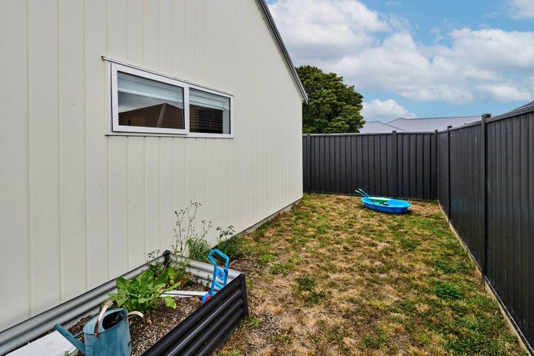 Photo of property in 28 Cynisca Crescent, Wallaceville, Upper Hutt, 5018