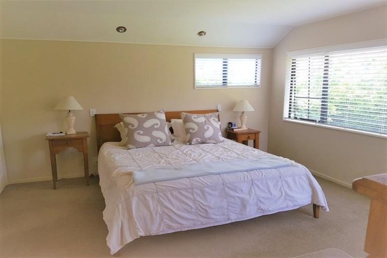 Photo of property in 131 Pararekau Road, Karaka, Papakura, 2580