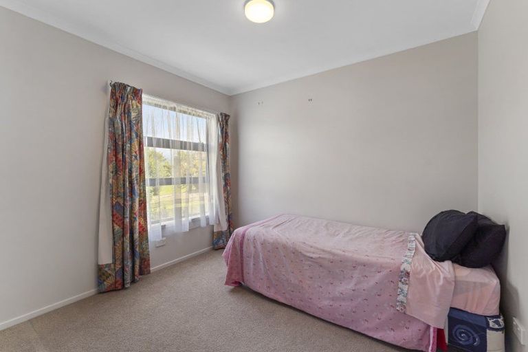 Photo of property in 45b Kirk Street, Otaki, 5512