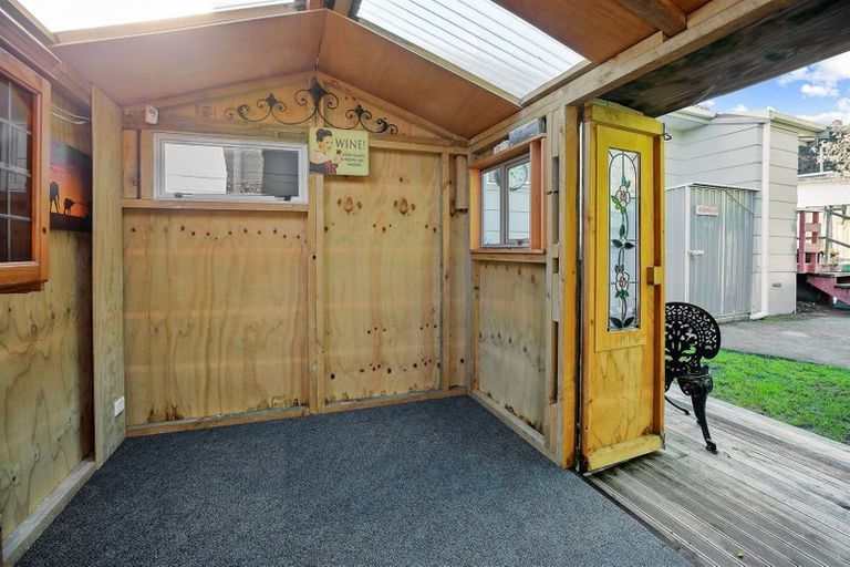 Photo of property in 106 Coromandel Street, Thames, 3500