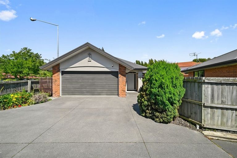 Photo of property in 15 Saint Thomas Place, Woolston, Christchurch, 8062