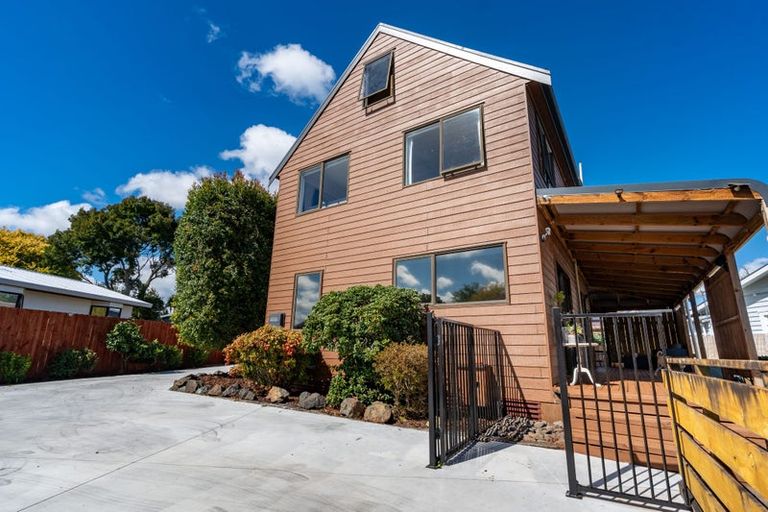 Photo of property in 10 Tranmere Road, Fairfield, Hamilton, 3214