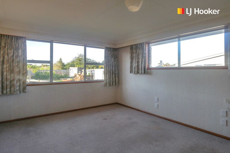 Photo of property in 24 Burraness Street, Palmerston, 9430