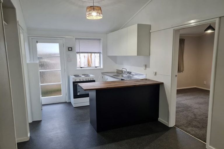 Photo of property in 91a Main Road, Wainuiomata, Lower Hutt, 5014