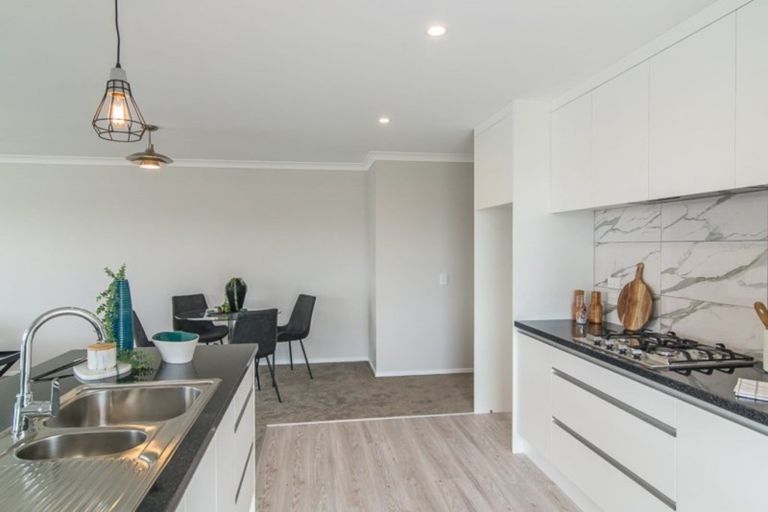 Photo of property in 1 Seagrass Place, Otaki Beach, Otaki, 5512