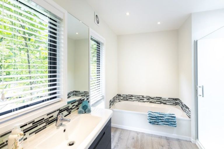 Photo of property in 1 Cass Bay Place, Cass Bay, Lyttelton, 8082