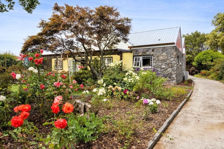 Photo of property in 543 Manutahi Road, Lepperton, New Plymouth, 4373