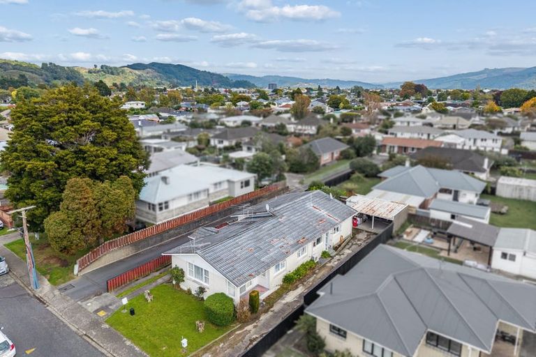 Photo of property in 65b Kashmir Avenue, Clouston Park, Upper Hutt, 5018