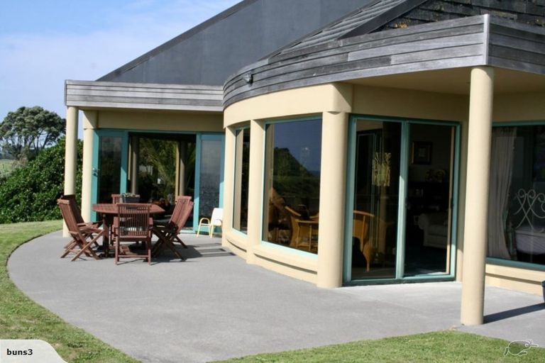 Photo of property in 64 Johnson Road, Mimi, Urenui, 4377