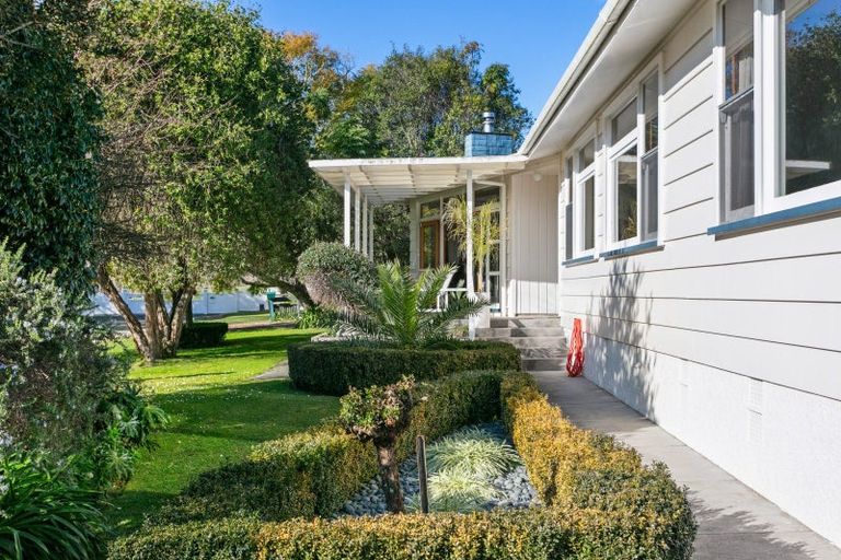 Photo of property in 27 Marian Drive, Inner Kaiti, Gisborne, 4010