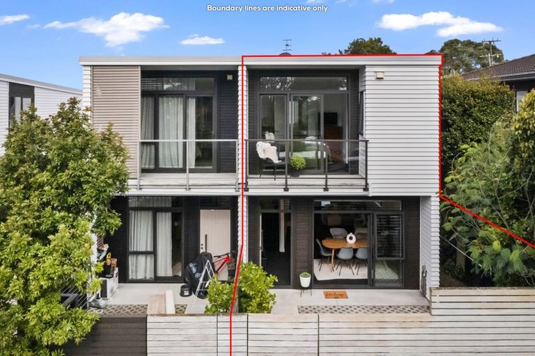 Photo of property in 12/50 Ocean View Road, Northcote, Auckland, 0627