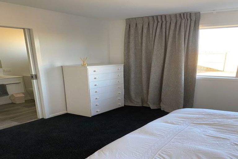 Photo of property in 19 Raupo Crescent, Wharewaka, Taupo, 3330