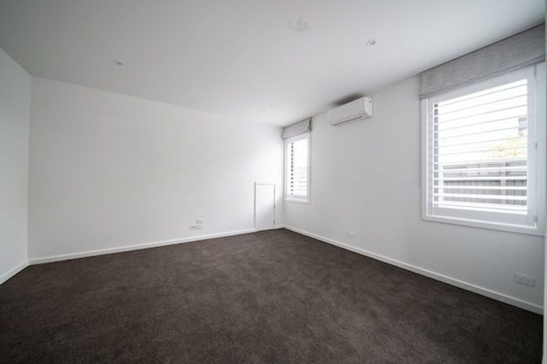 Photo of property in 1/27a Taylors Avenue, Bryndwr, Christchurch, 8052