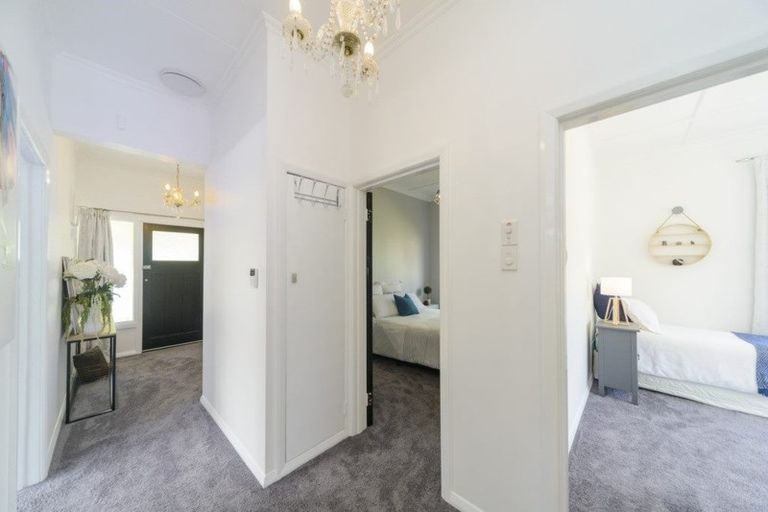 Photo of property in 17 Keeling Street, West End, Palmerston North, 4412