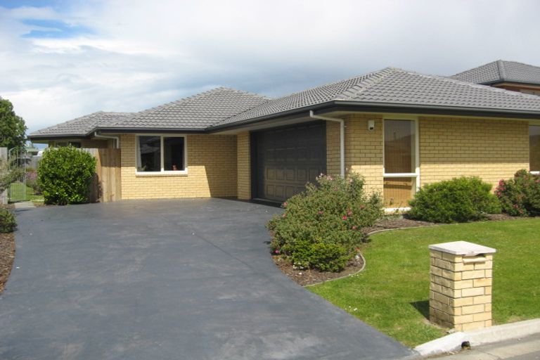 Photo of property in 3 Bayliss Close, Northwood, Christchurch, 8051