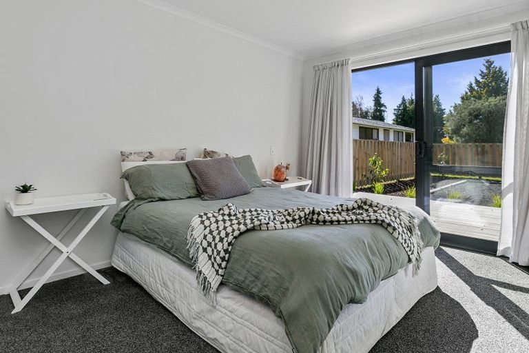 Photo of property in 2/151 Tauhara Road, Tauhara, Taupo, 3330