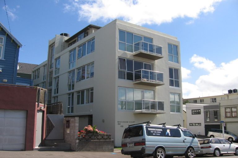 Photo of property in 44 Majoribanks Street, Mount Victoria, Wellington, 6011