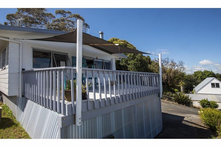 Photo of property in 33 Raumati Crescent, Onerahi, Whangarei, 0110