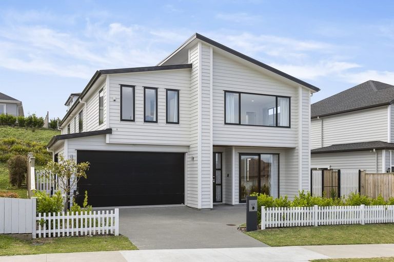 Photo of property in 127 Colonial Drive, Silverdale, 0932