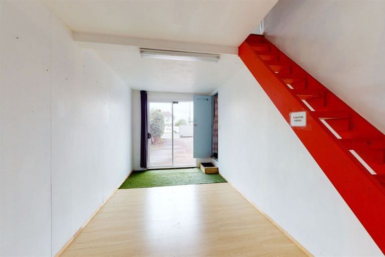 Photo of property in 397 Lake Road, Takapuna, Auckland, 0622