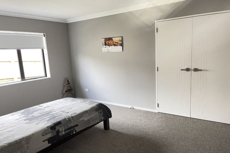 Photo of property in 4 Opouatu Avenue, Glenbrook, Waiuku, 2681