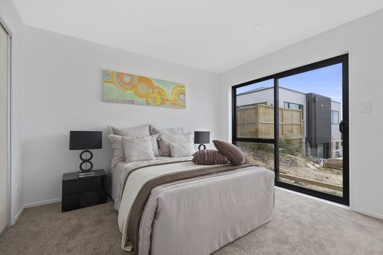 Photo of property in 30 Waihou Crescent, Albany Heights, Auckland, 0632