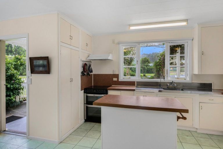 Photo of property in 17 Beresford Street, Russell, 0202