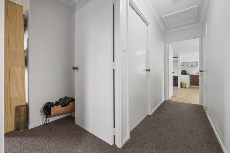 Photo of property in 60 Newton Place, Westbrook, Palmerston North, 4412