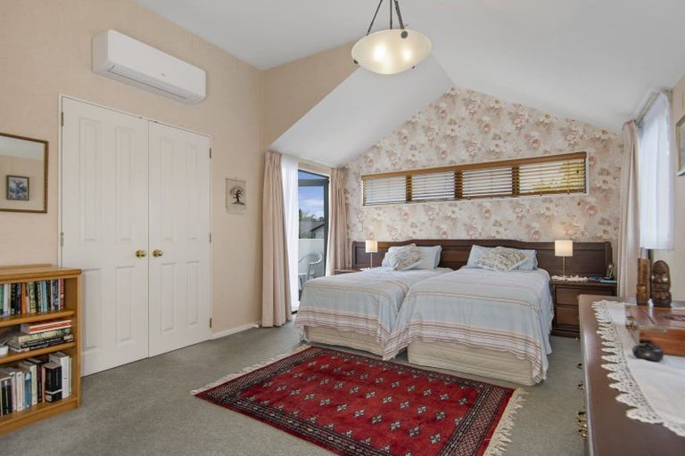 Photo of property in 480c Devonport Road, Tauranga South, Tauranga, 3112