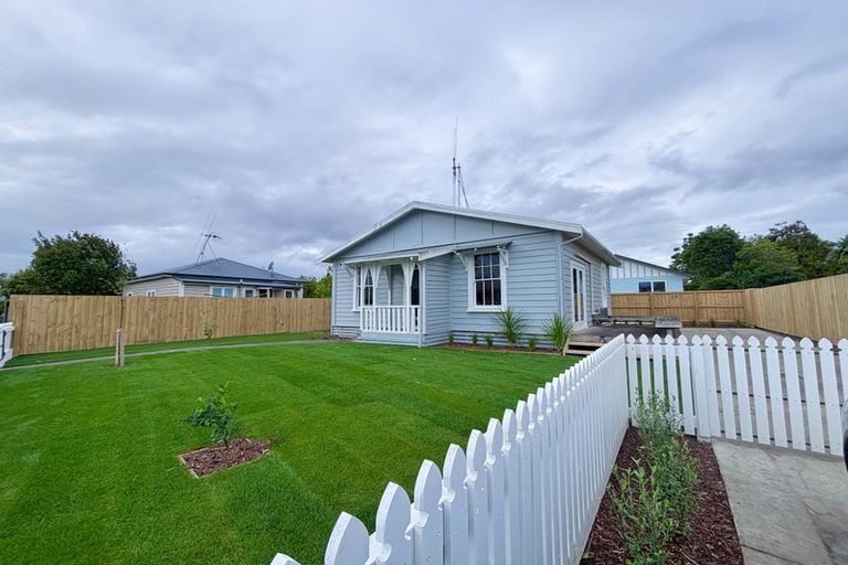 Photo of property in 5 Moa Crescent, Frankton, Hamilton, 3204