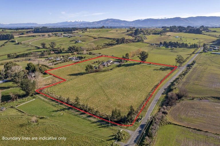 Photo of property in 127 Summerhill Road, Cust, Rangiora, 7471