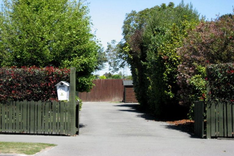 Photo of property in 433 Avonhead Road, Avonhead, Christchurch, 8042