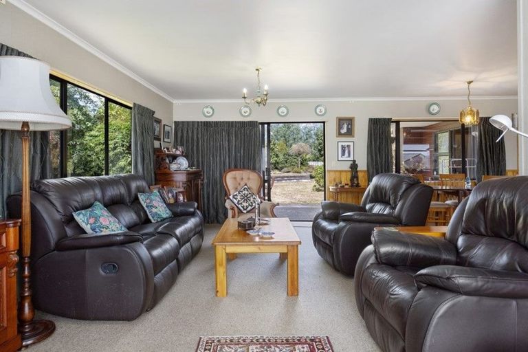 Photo of property in 8 Astelia Way, Waipahihi, Taupo, 3330