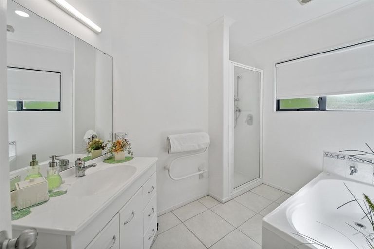Photo of property in 63 Kensington Terrace, Gulf Harbour, Whangaparaoa, 0930