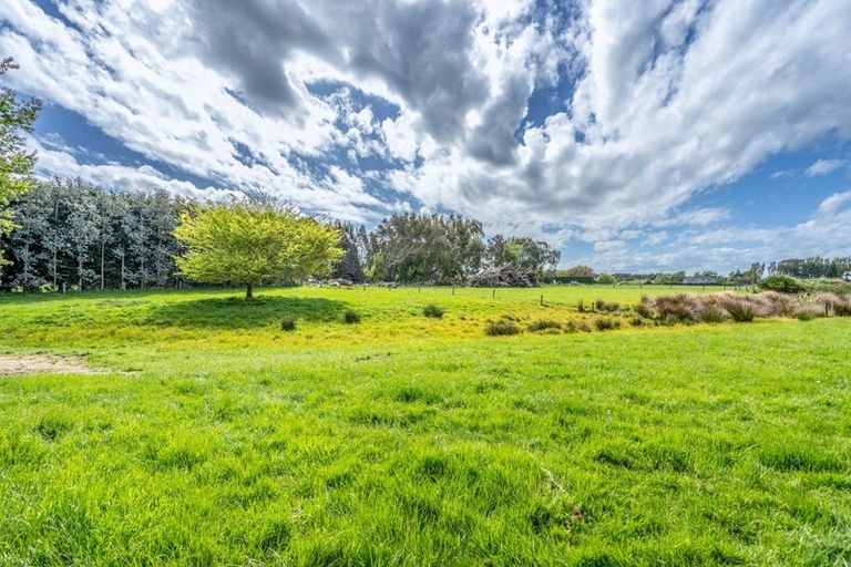 Photo of property in 61 Retreat Road, Waihopai, Invercargill, 9872