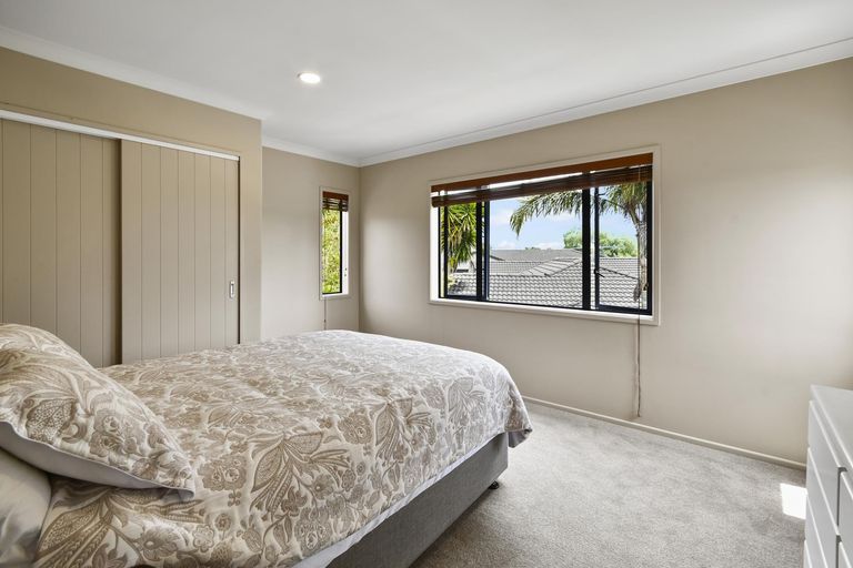 Photo of property in 12 Phoenicia Court, The Gardens, Auckland, 2105