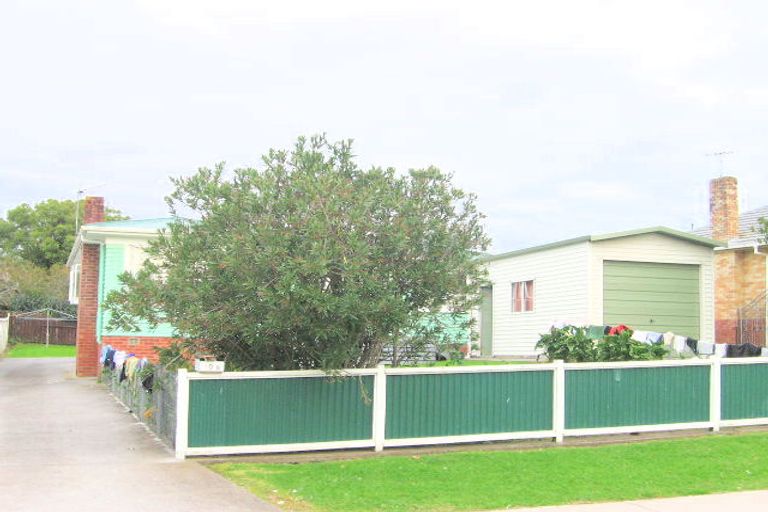 Photo of property in 10 Barrie Avenue, Papatoetoe, Auckland, 2025