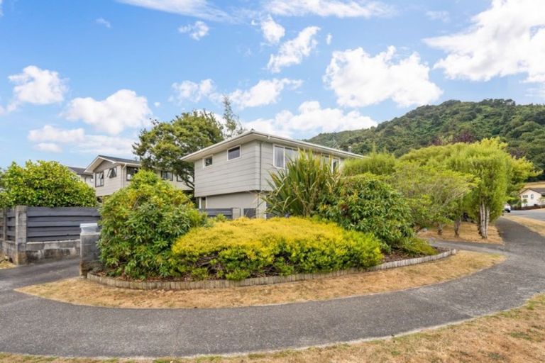 Photo of property in 168 California Drive, Totara Park, Upper Hutt, 5018