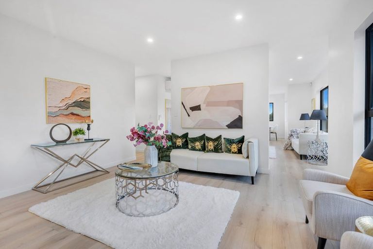Photo of property in 31 Bremner Ridge Street, Flat Bush, Auckland, 2019