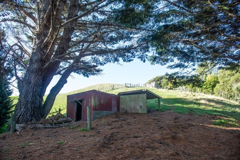 Photo of property in 450 Ohariu Valley Road, Ohariu, Wellington, 6037