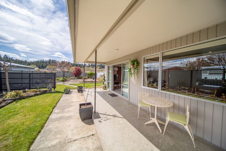 Photo of property in 77 Russell Street, Alexandra, 9320