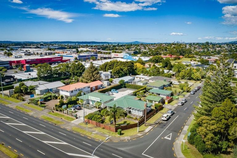 Photo of property in 101 Lincoln Road, Henderson, Auckland, 0610