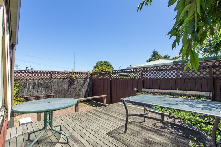 Photo of property in 3a Nairn Road, Mangakakahi, Rotorua, 3015