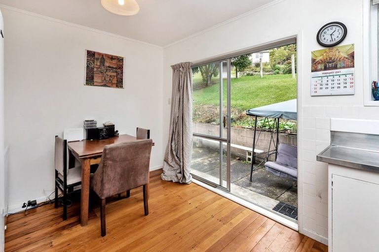 Photo of property in 12 Willow Place, Horahora, Whangarei, 0110
