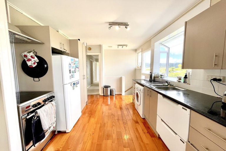 Photo of property in 134 Glengarry Road, Glen Eden, Auckland, 0602