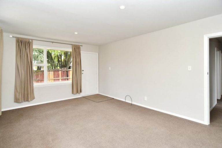 Photo of property in 1/8 Nanette Street, Upper Riccarton, Christchurch, 8041