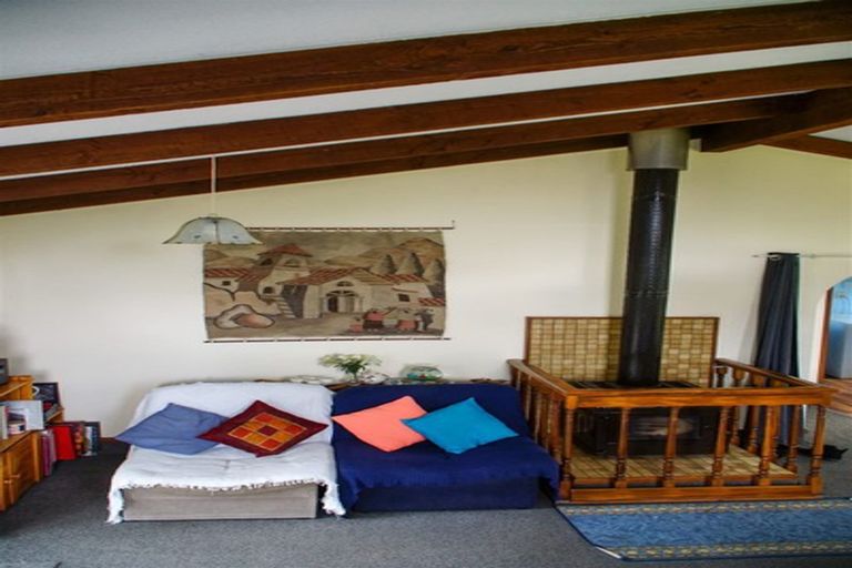 Photo of property in 37 Wakefield Street, Westport, 7825